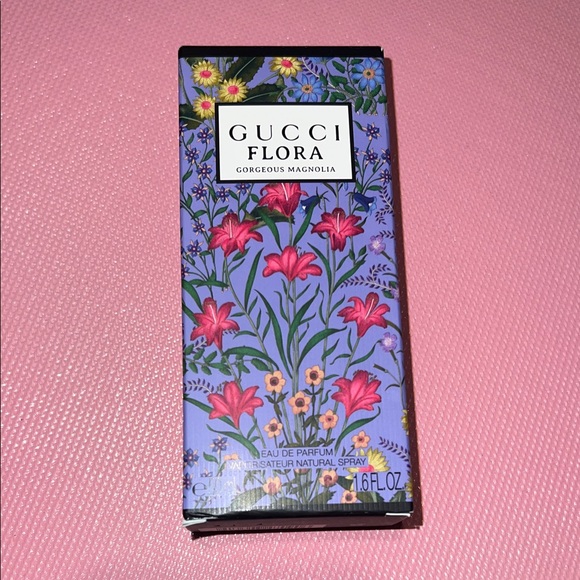 Gucci Flora Gorgeous Magnolia with Pink and Blue Floral Design - Picture 2 of 3